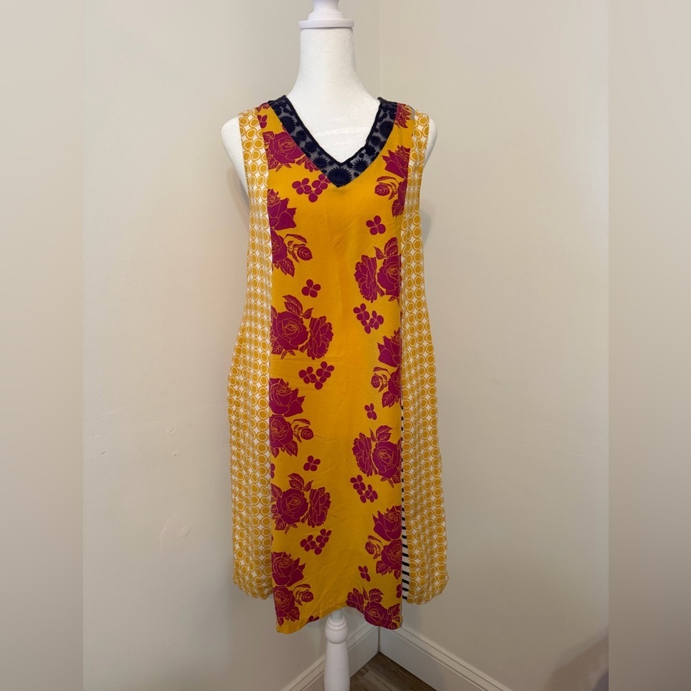Matilda Jane Size M Yellow and Black Patterned Dress